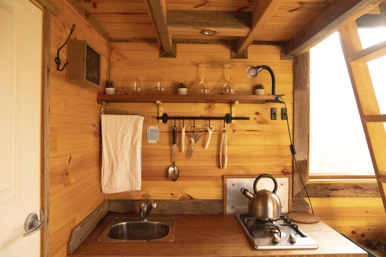 Ardingly Tiny House Βίλα Newham Εξωτερικό φωτογραφία