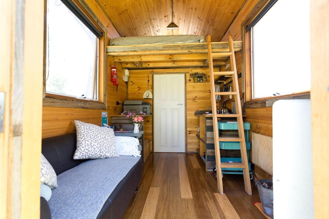 Ardingly Tiny House Βίλα Newham Εξωτερικό φωτογραφία
