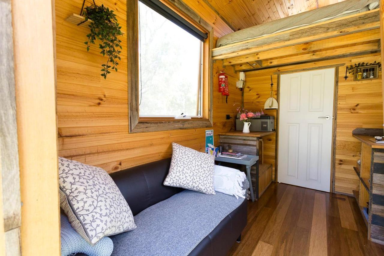 Ardingly Tiny House Βίλα Newham Εξωτερικό φωτογραφία