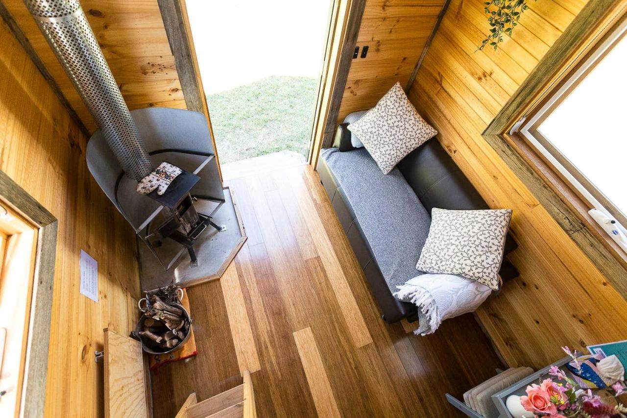 Ardingly Tiny House Βίλα Newham Εξωτερικό φωτογραφία